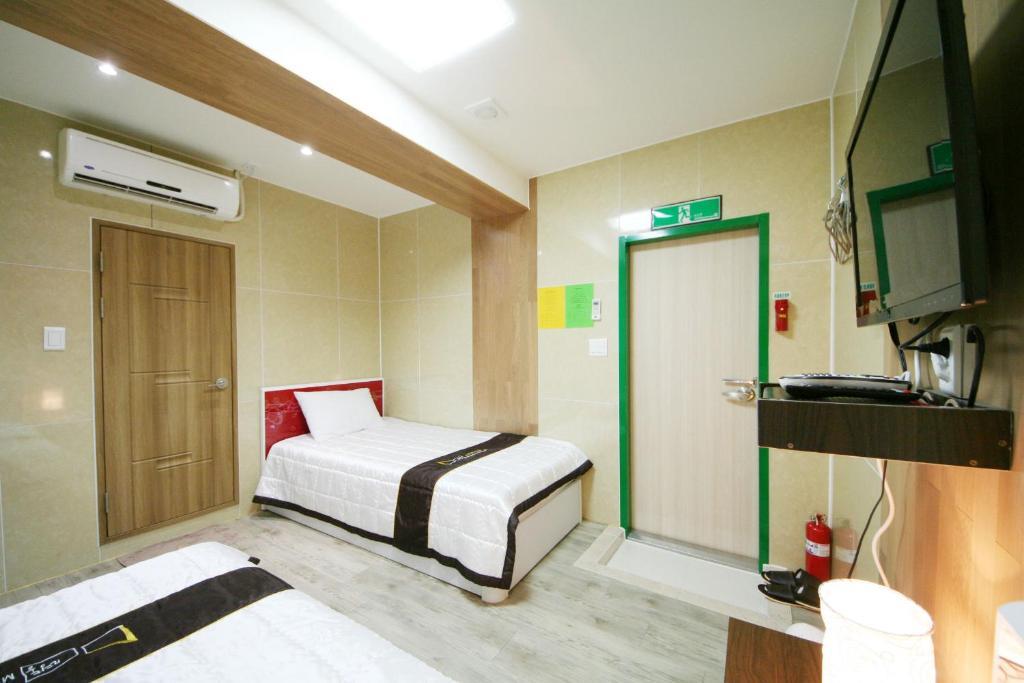 Guesthouse Myeongdong 2 Seul Quarto foto
