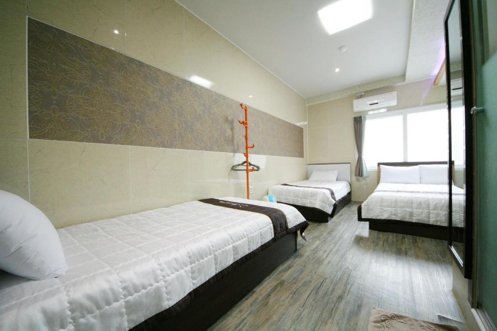 Guesthouse Myeongdong 2 Seul Quarto foto